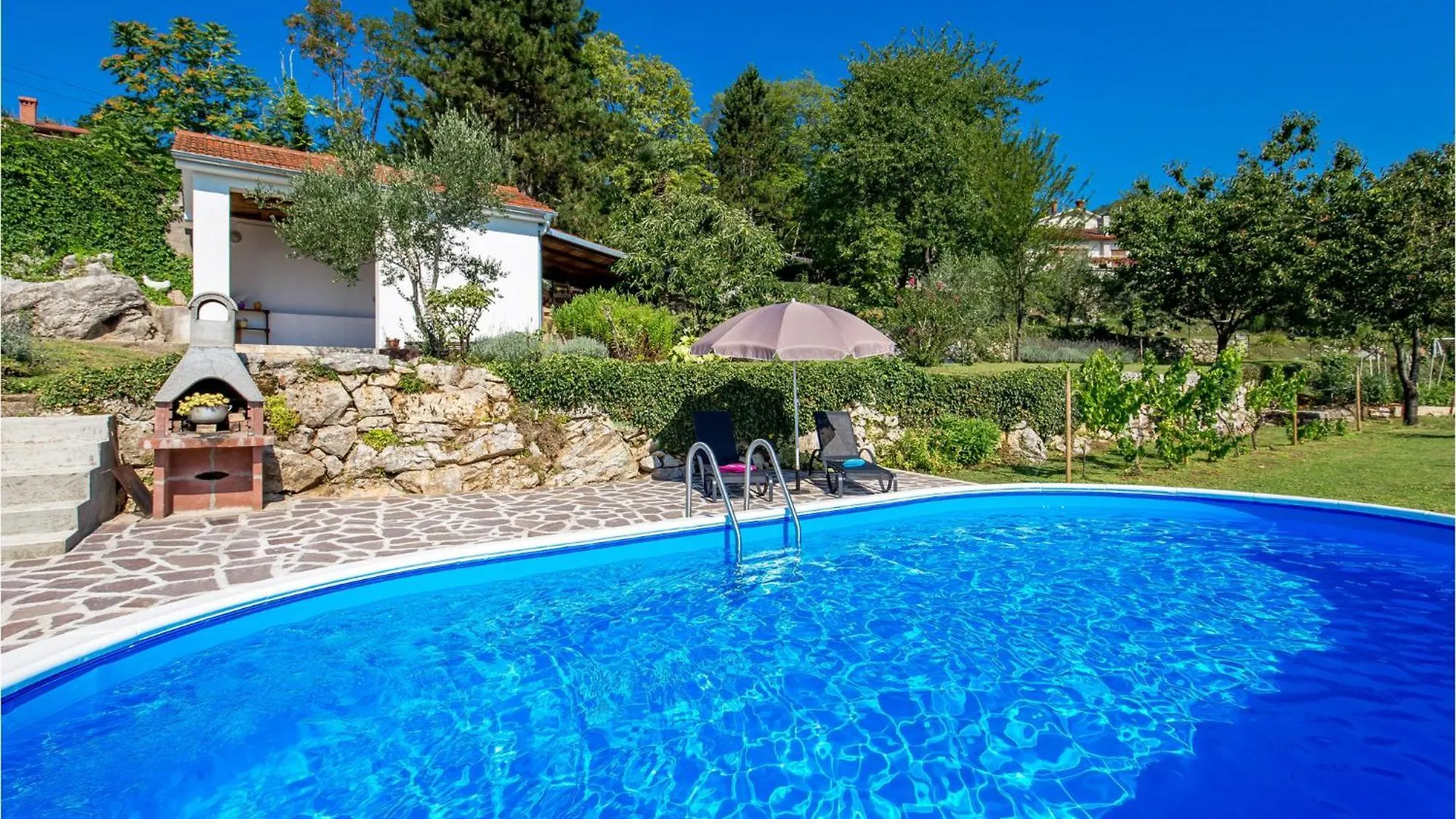 Amazing Apartment In Icici With Kitchen Croatia